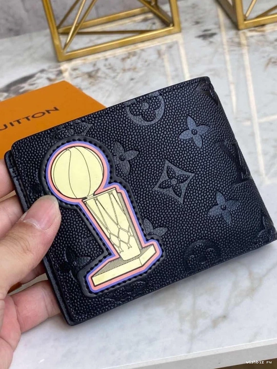 WIS WALLET MULTIPLE LOUIS VUITTON LVXNBA 0713